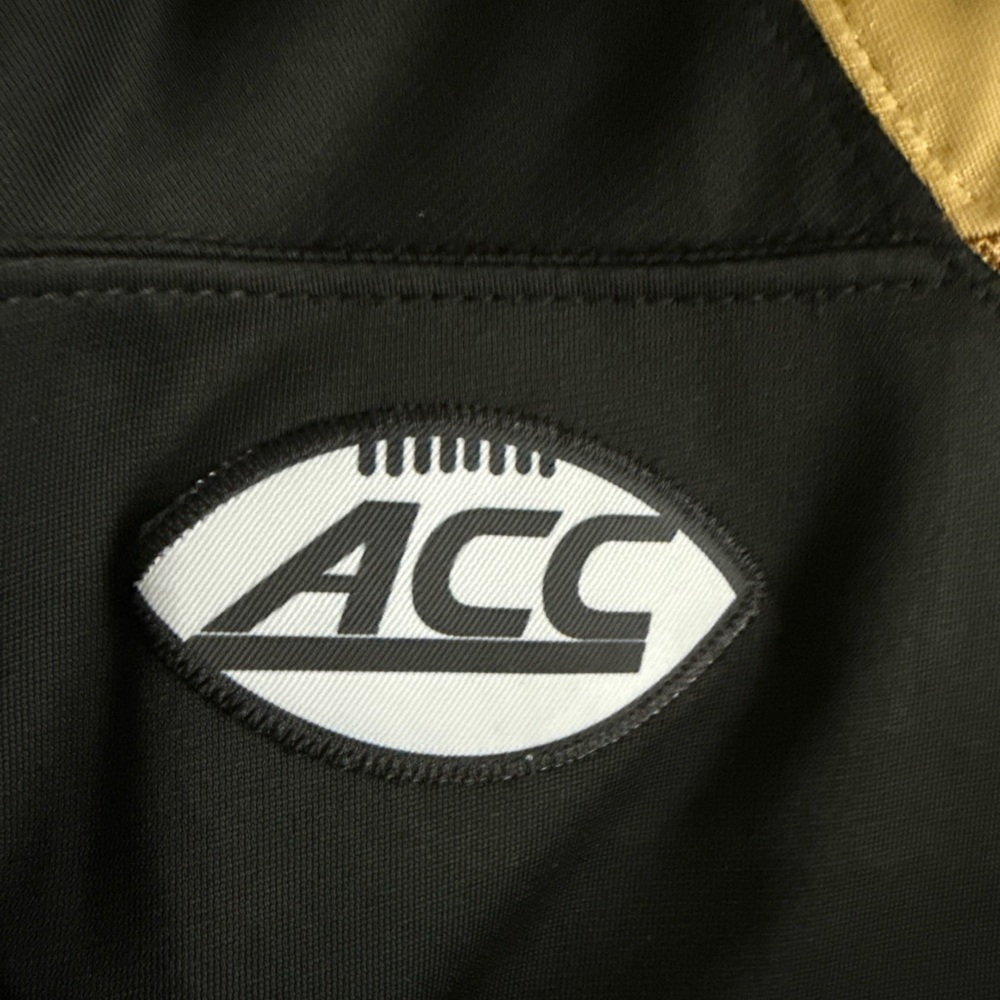 Black and Gold Sports Jersey - Picture 5 of 6